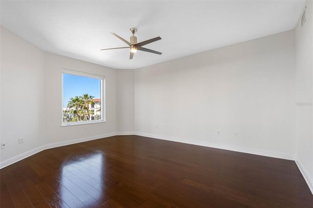 5823 BOWEN DANIEL DRIVE 401, Tampa, FL 33616