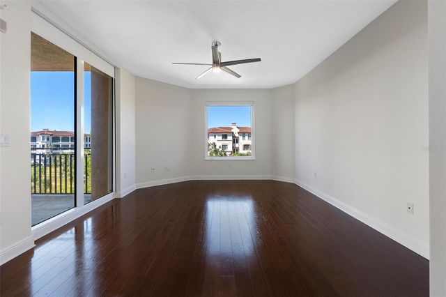 5823 BOWEN DANIEL DRIVE 401, Tampa, FL 33616