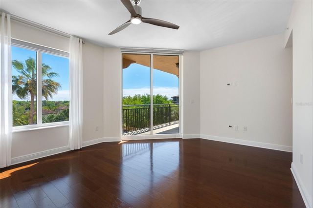 5823 BOWEN DANIEL DRIVE 401, Tampa, FL 33616