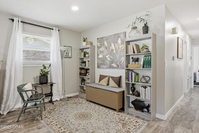 4010 College View Drive, Joplin, MO 64801