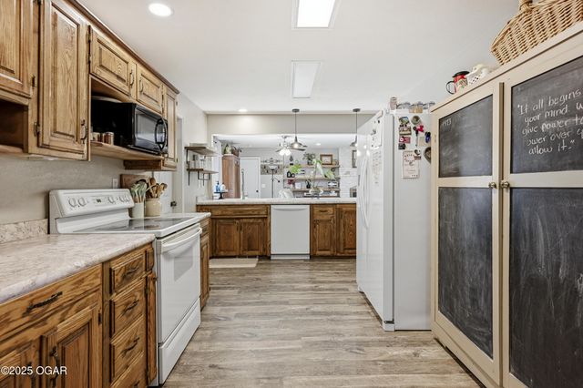 4010 College View Drive, Joplin, MO 64801