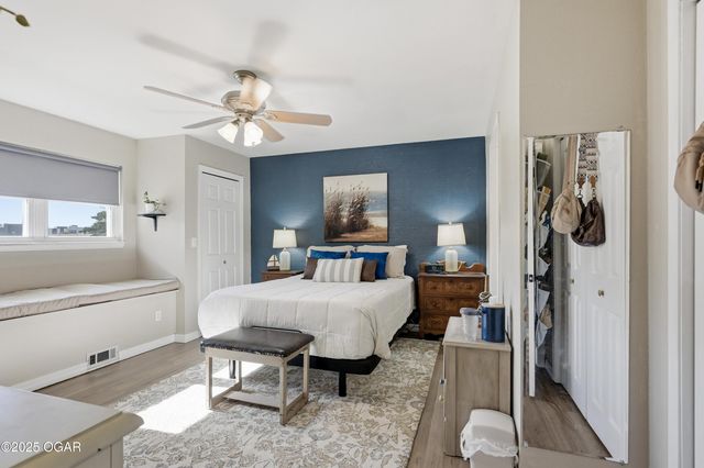 4010 College View Drive, Joplin, MO 64801