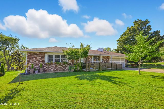 4010 College View Drive, Joplin, MO 64801