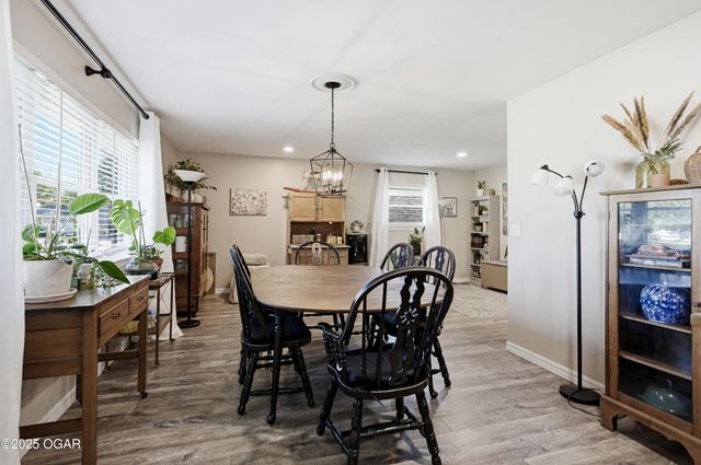 4010 College View Drive, Joplin, MO 64801