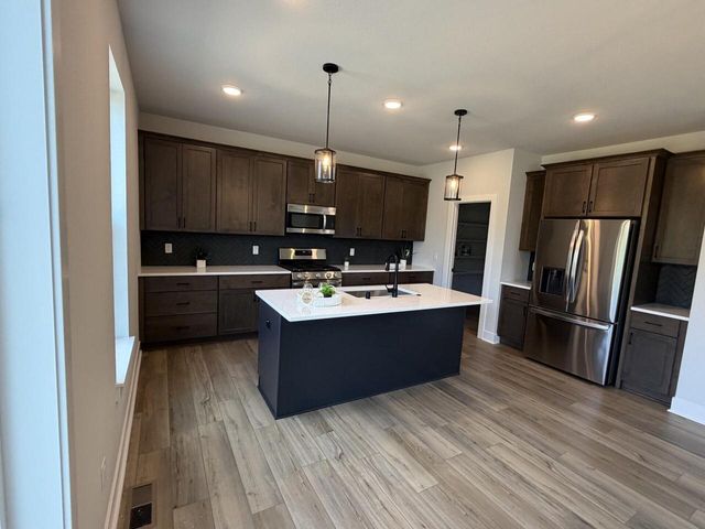 N101W17020 Tanglewood DRIVE, Germantown, WI 53022