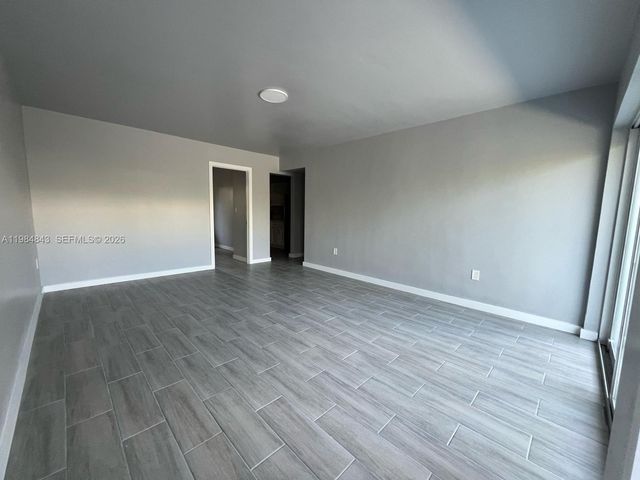 161 NE 117th St, Miami, FL 33161