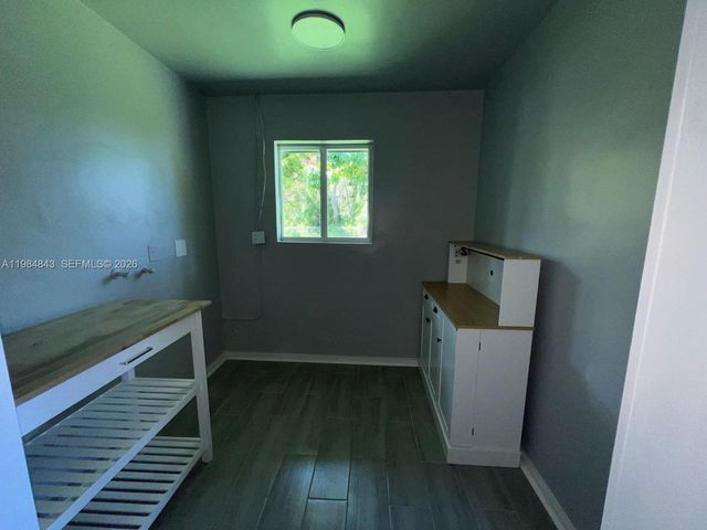 161 NE 117th St, Miami, FL 33161