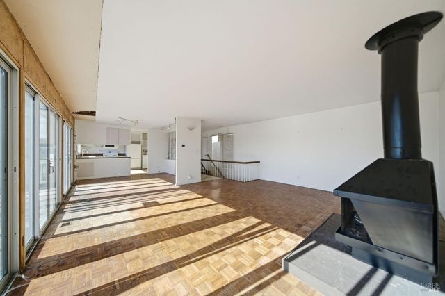 101 Round Hill Rd, Tiburon, CA 94920