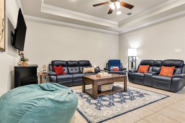 3810 Blackhawk Lane, College Station, TX 77845