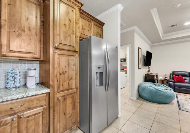 3810 Blackhawk Lane, College Station, TX 77845