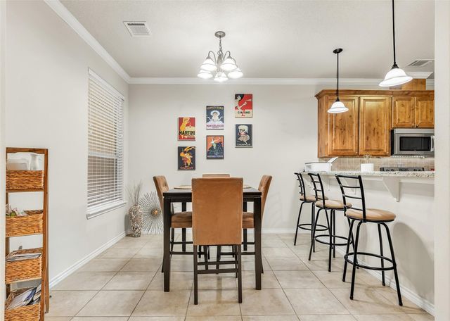 3810 Blackhawk Lane, College Station, TX 77845