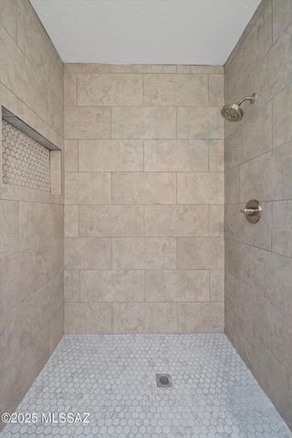 4136 E MEGAN Drive, Tucson, AZ 85712