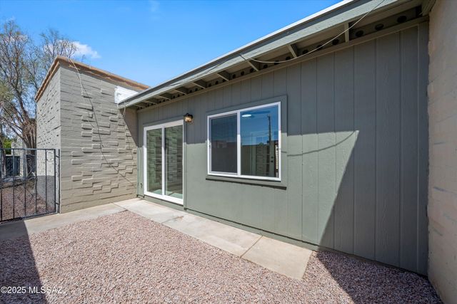 4136 E MEGAN Drive, Tucson, AZ 85712