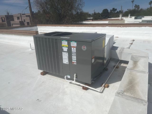 4136 E MEGAN Drive, Tucson, AZ 85712