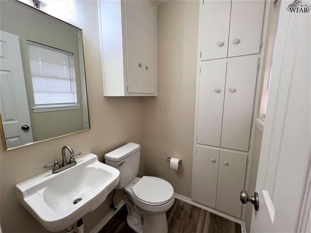 4717 NORTHSHORE DRIVE, Wichita Falls, TX 76310