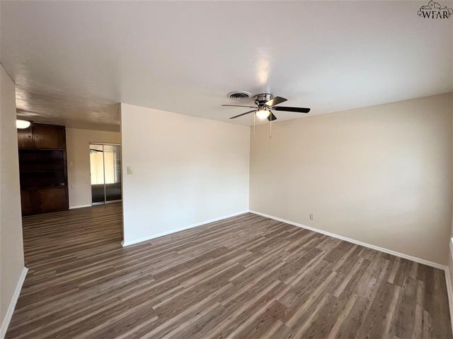 4717 NORTHSHORE DRIVE, Wichita Falls, TX 76310