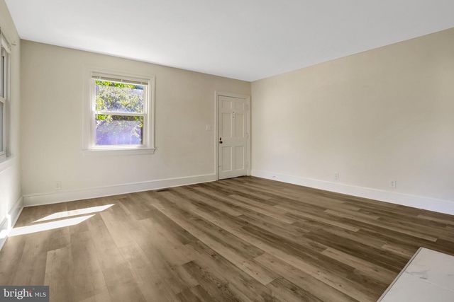 34 E WALNUT ST, Alexandria, VA 22301
