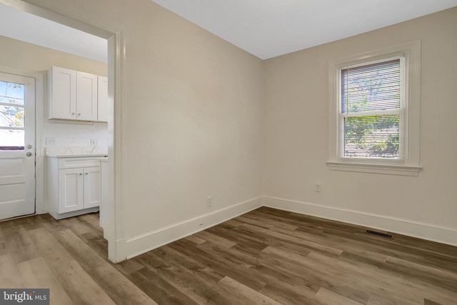 34 E WALNUT ST, Alexandria, VA 22301