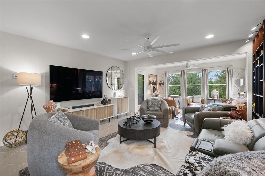 838 Hamilton LN, Georgetown, TX 78633