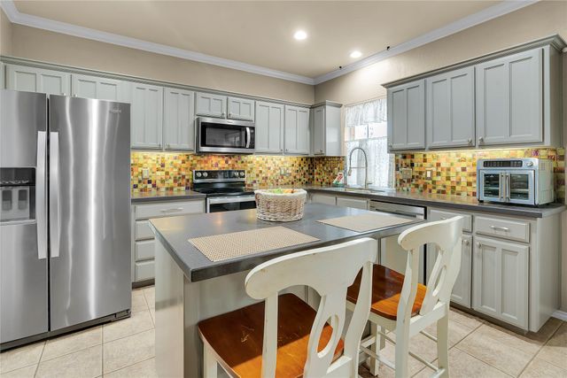 400 Goodnight Trail, Justin, TX 76247