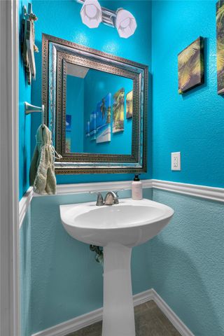 400 Goodnight Trail, Justin, TX 76247