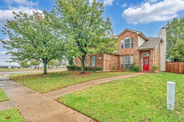 400 Goodnight Trail, Justin, TX 76247