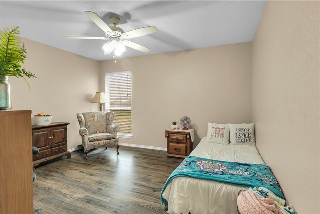 400 Goodnight Trail, Justin, TX 76247