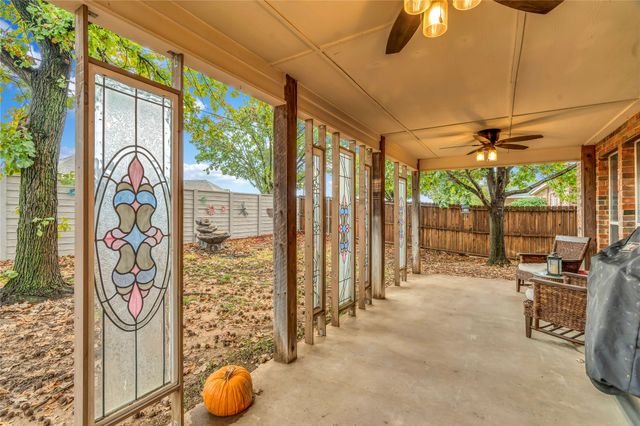 400 Goodnight Trail, Justin, TX 76247