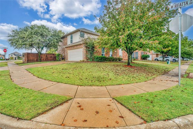 400 Goodnight Trail, Justin, TX 76247