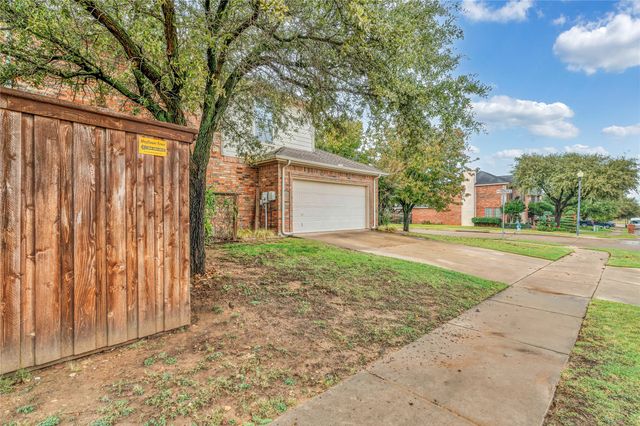 400 Goodnight Trail, Justin, TX 76247