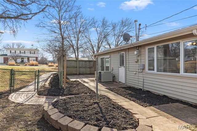 1342 Mirandy Drive, Unincorporated, MO 63146