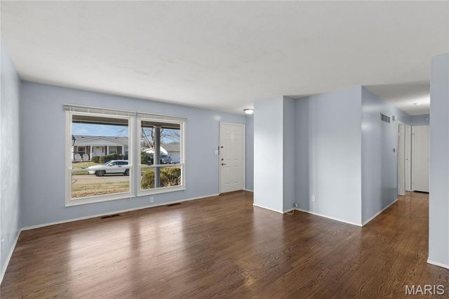 1342 Mirandy Drive, Unincorporated, MO 63146