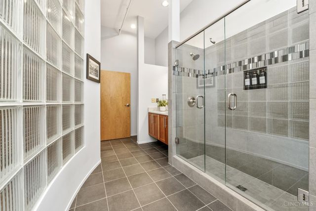 1214 Vine Street, Cincinnati, OH 45202