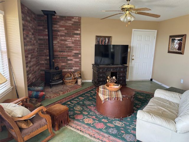460 Private Road 1236, Lampasas, TX 76550