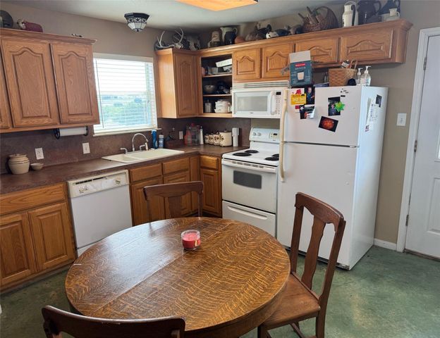 460 Private Road 1236, Lampasas, TX 76550