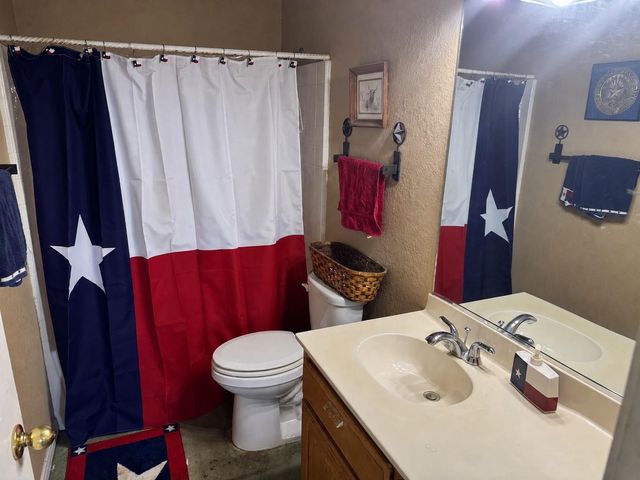 460 Private Road 1236, Lampasas, TX 76550