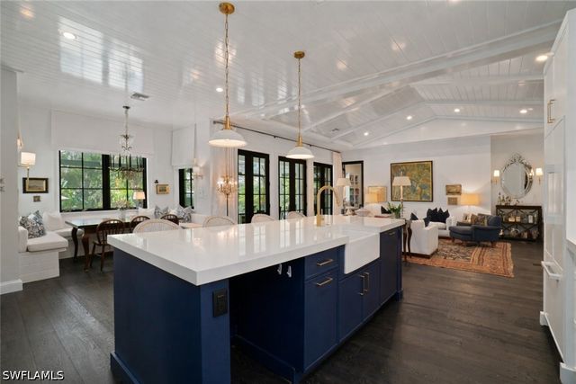 10810 Goodwin ST, Bonita Springs, FL 34135