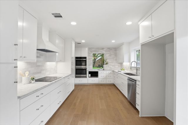 7123 Debbe Drive, Dallas, TX 75252