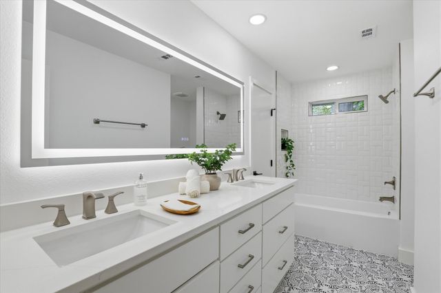 7123 Debbe Drive, Dallas, TX 75252