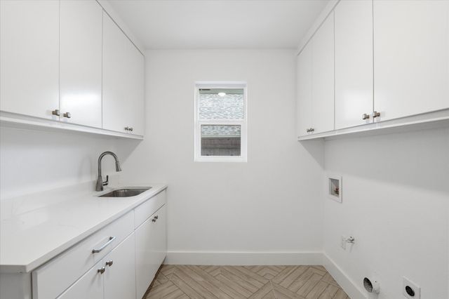 7123 Debbe Drive, Dallas, TX 75252