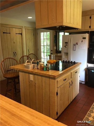 36 Lyons Plain Road, Westport, CT 06880