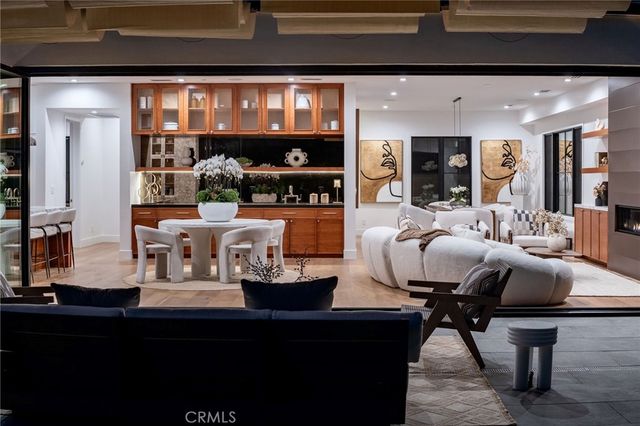 704 Apsley, Palos Verdes Estates, CA 90274