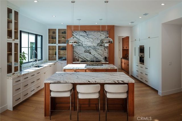 704 Apsley, Palos Verdes Estates, CA 90274