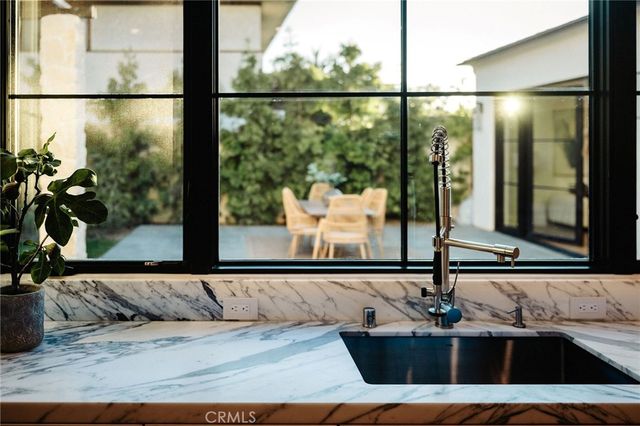 704 Apsley, Palos Verdes Estates, CA 90274