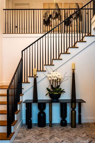 704 Apsley, Palos Verdes Estates, CA 90274