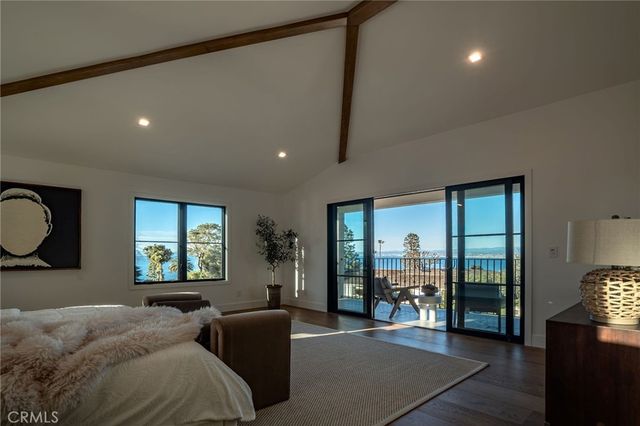 704 Apsley, Palos Verdes Estates, CA 90274