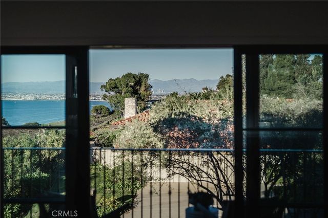 704 Apsley, Palos Verdes Estates, CA 90274