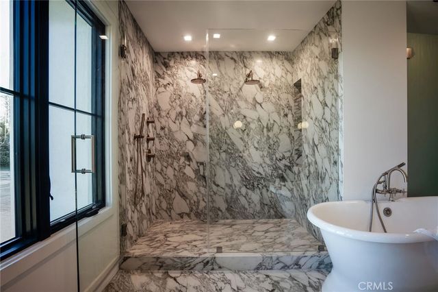 704 Apsley, Palos Verdes Estates, CA 90274