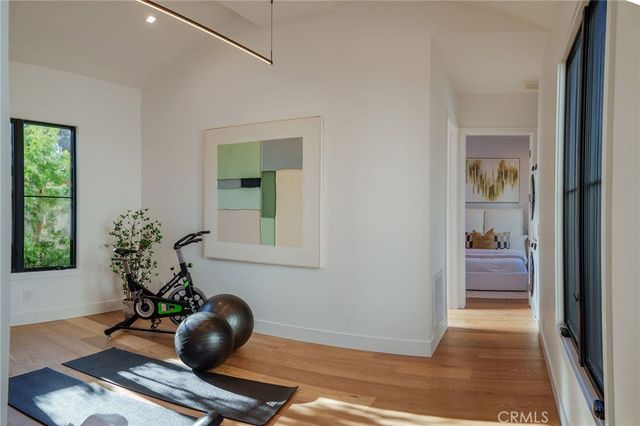 704 Apsley, Palos Verdes Estates, CA 90274