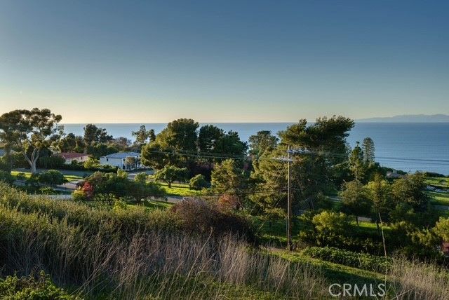 704 Apsley, Palos Verdes Estates, CA 90274